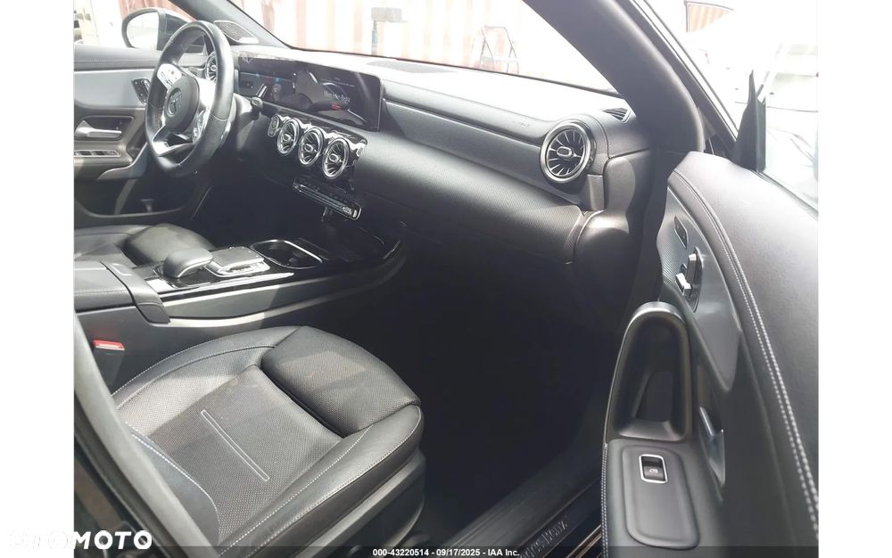 Mercedes-Benz CLA - 7