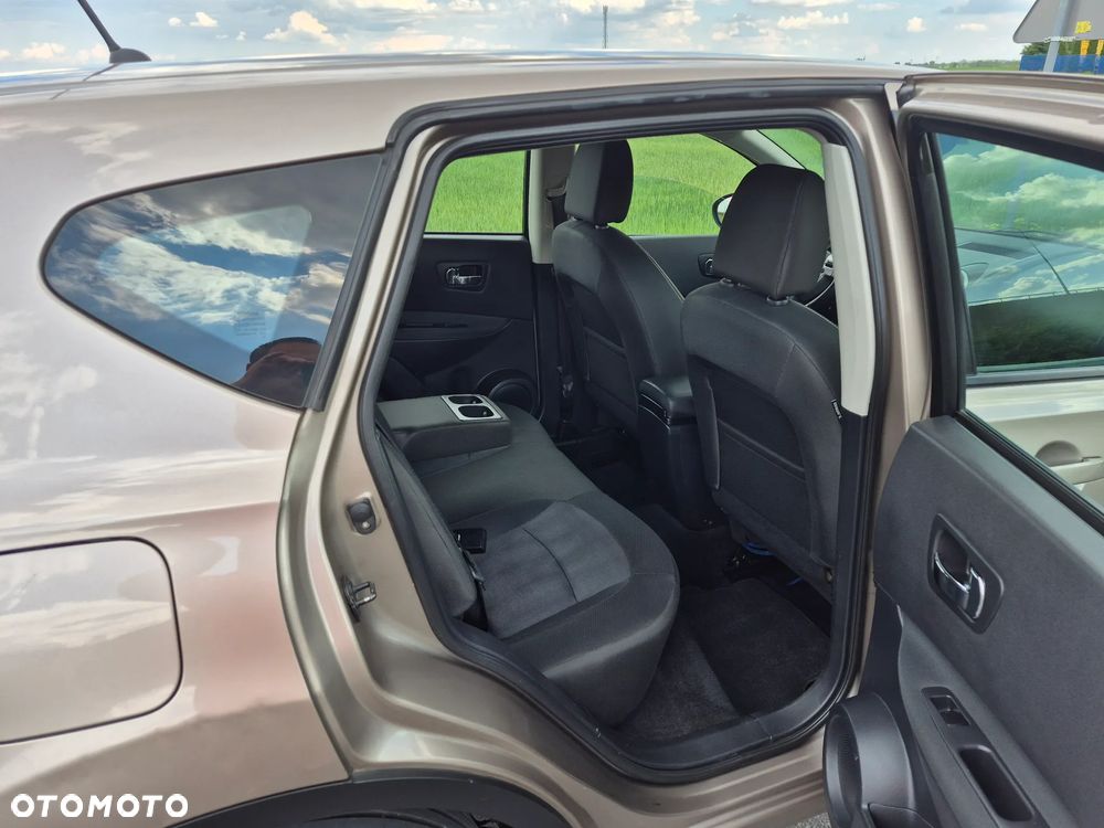 Nissan Qashqai - 11
