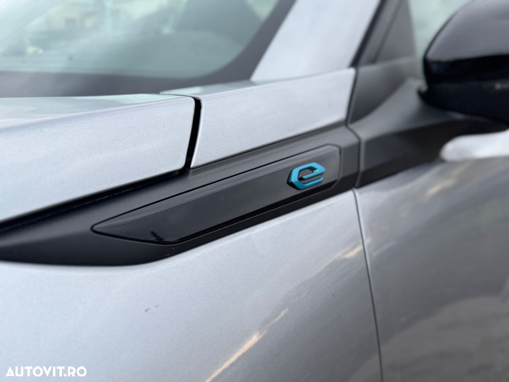 Peugeot 2008 e-2008 Allure - 15