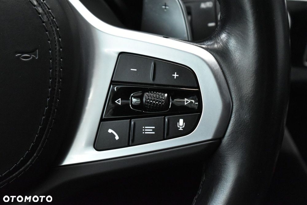 BMW Seria 5 520d mHEV M Sport sport - 16