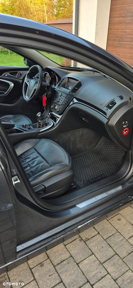 Opel Insignia 2.0 CDTI - 19