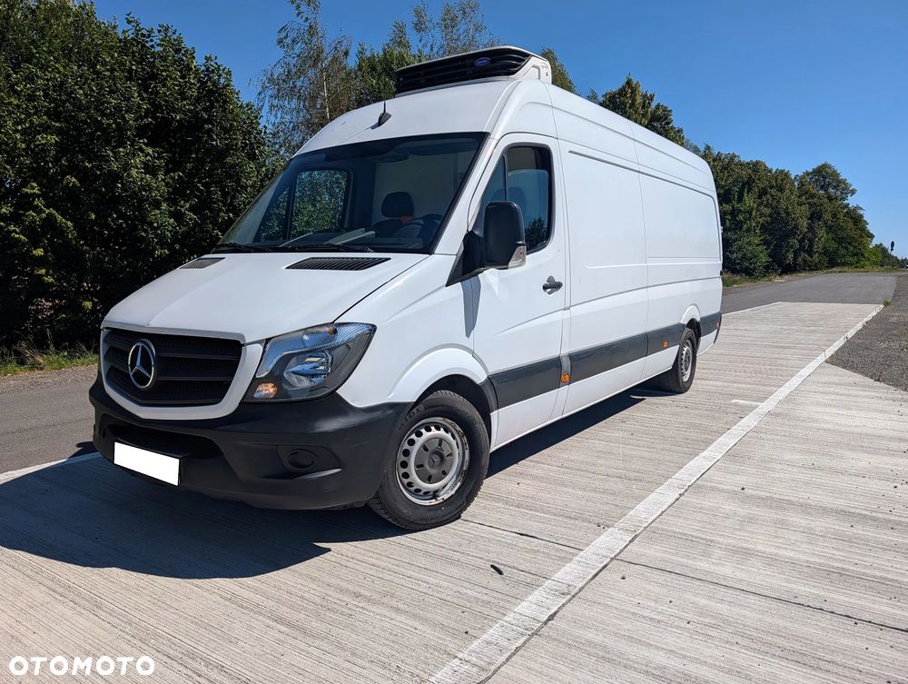 Mercedes-Benz Sprinter - 1