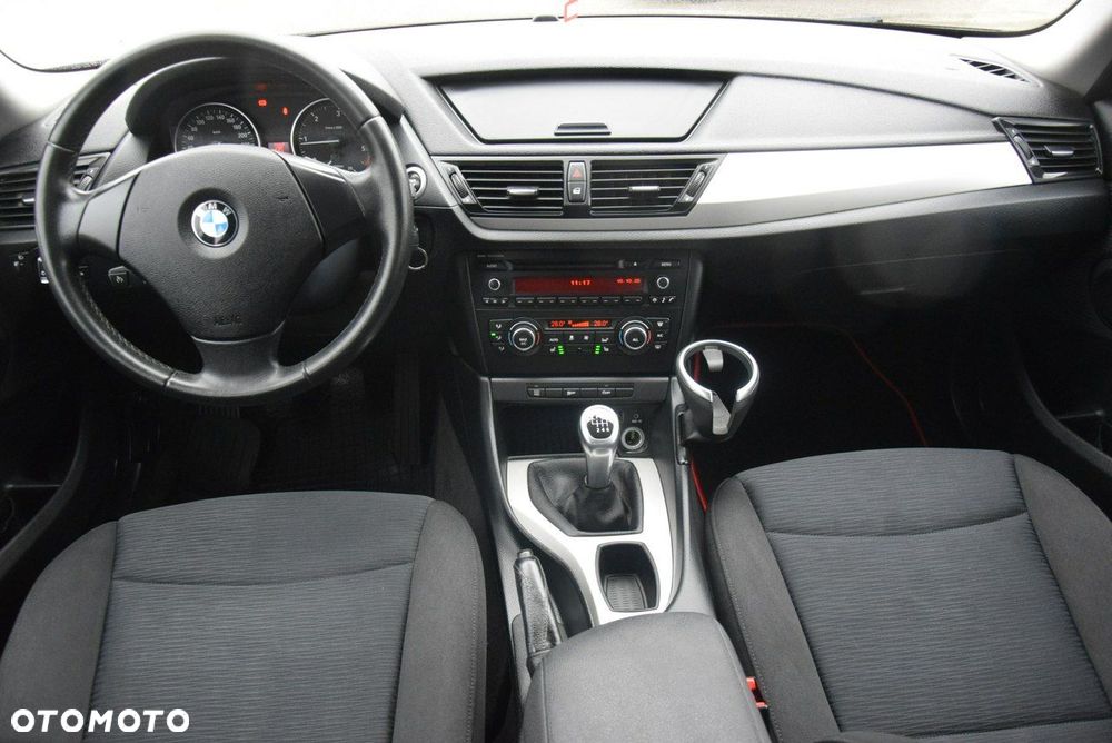 BMW X1 sDrive18d - 18
