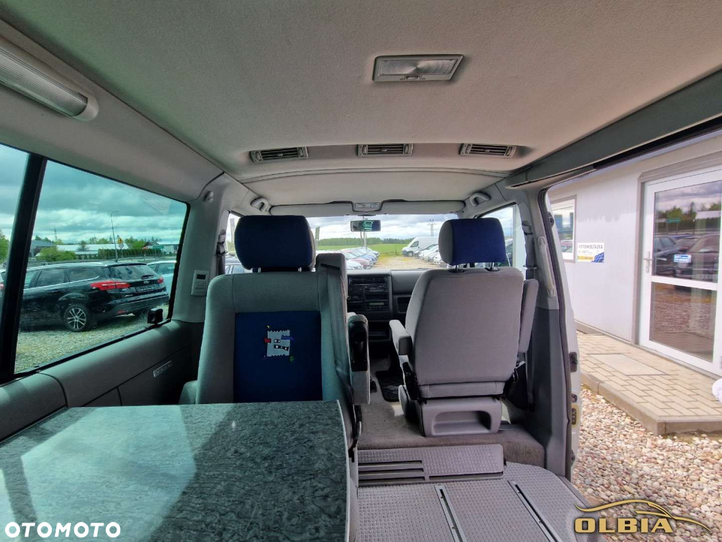 Volkswagen Multivan - 26