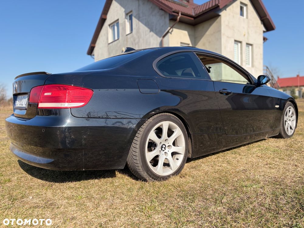 BMW Seria 3 320d - 6