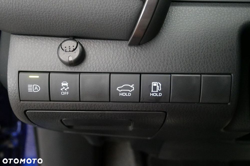 Toyota Camry 2.5 Hybrid Comfort CVT - 26
