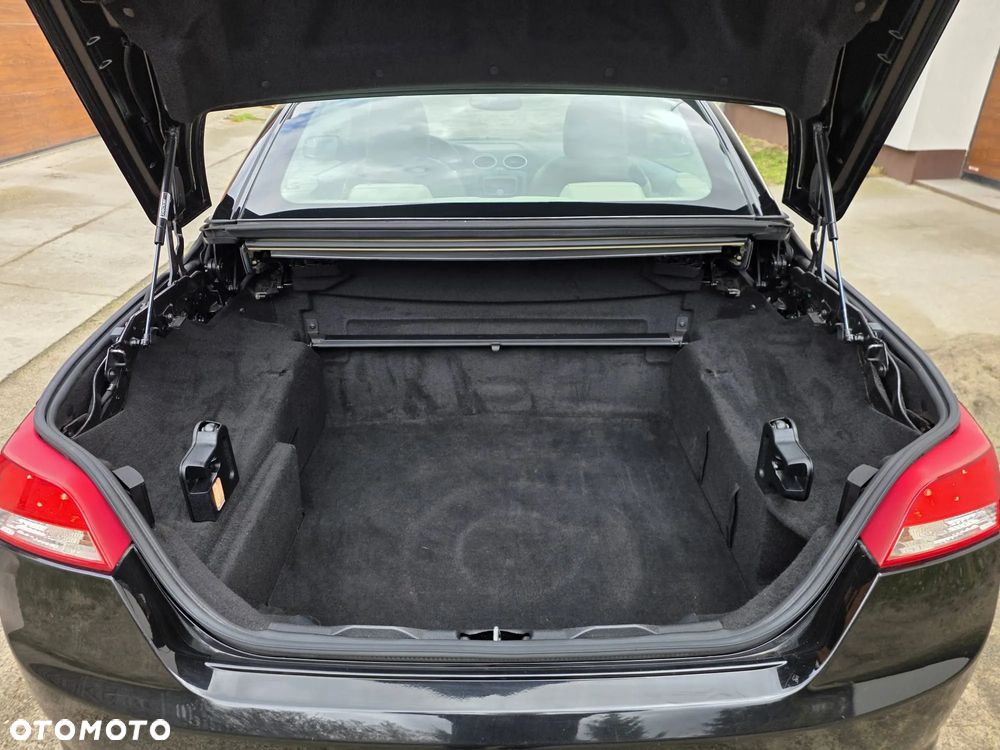 Ford Focus 2.0 16V Titanium - 11