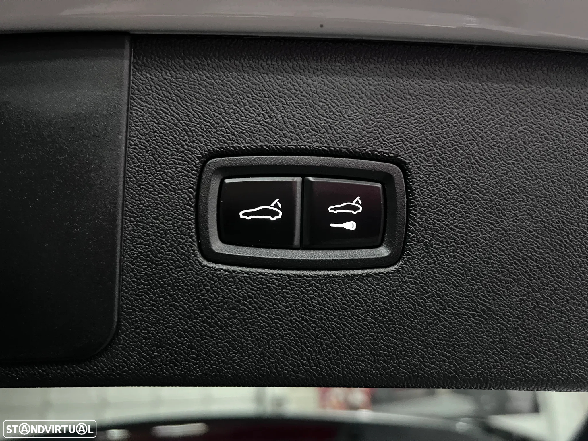 Porsche Cayenne E-Hybrid Platinum Edition - 4