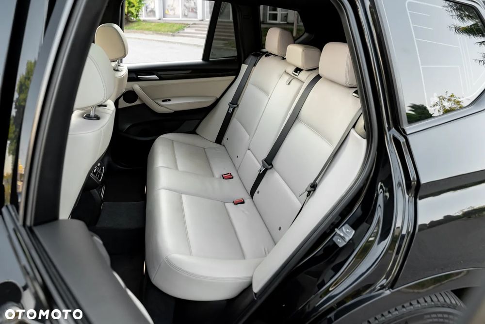 BMW X3 xDrive28i Sport-Aut M Sport - 31