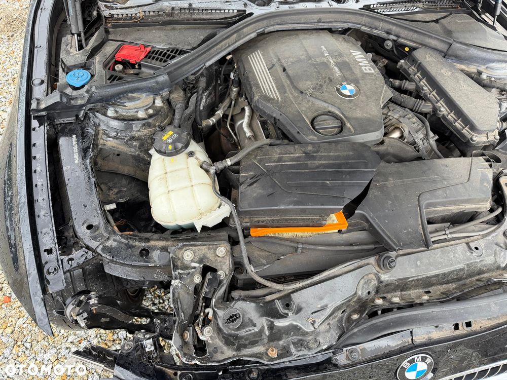 BMW Seria 3 318d Luxury Line - 20