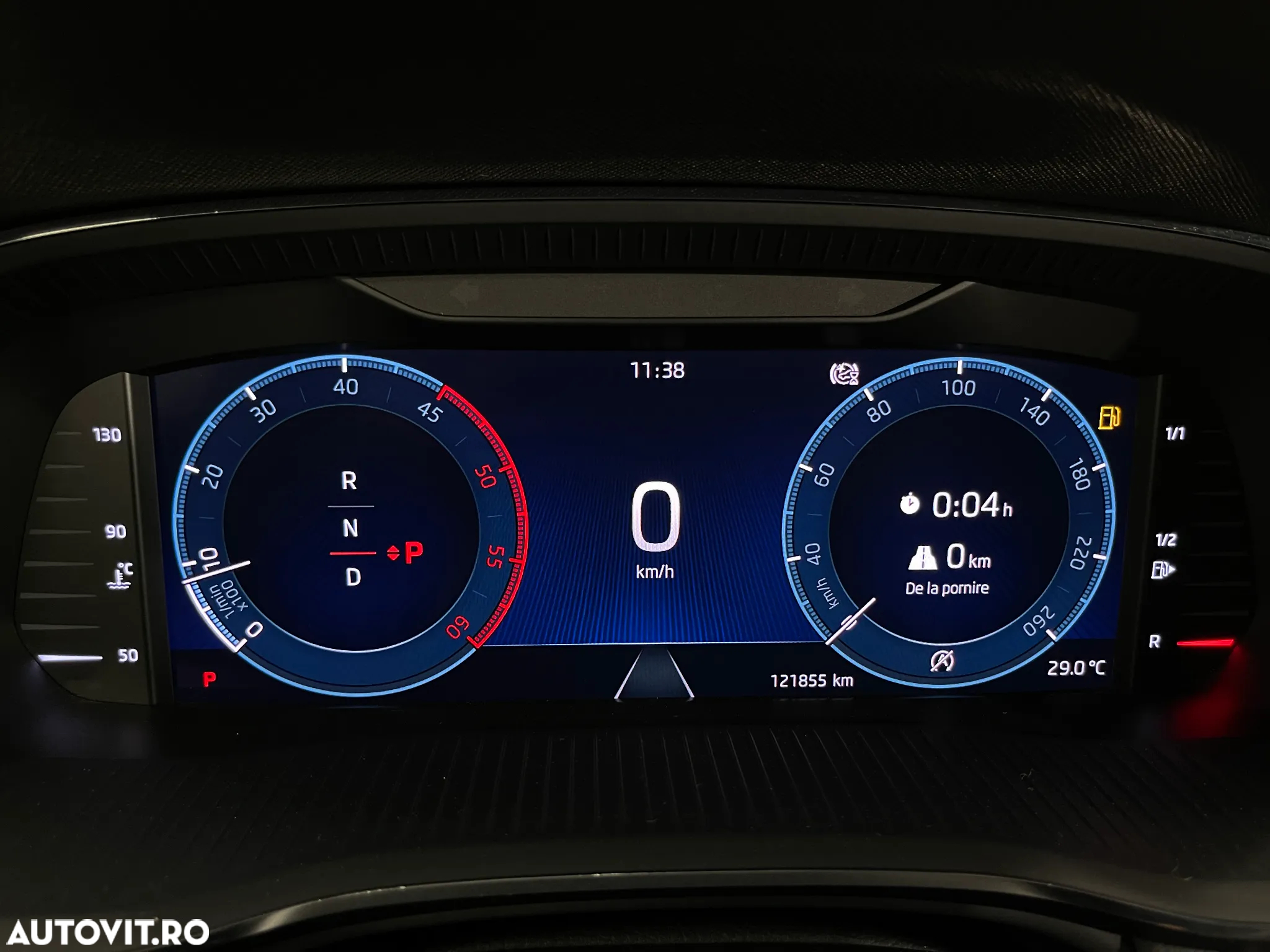 Skoda Octavia Combi 2.0 TDI DSG Style - 26