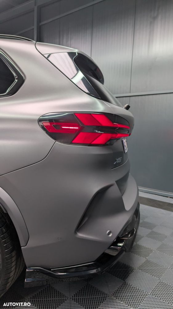 BMW X5 xDrive40i - 24