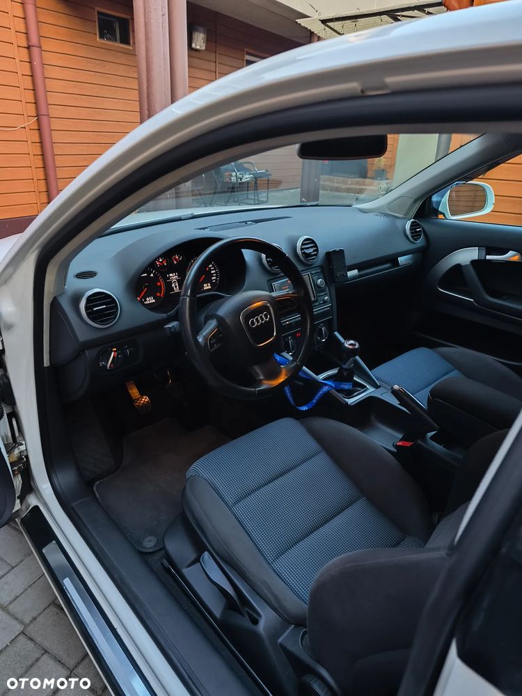 Audi A3 3-drzwiowe 2.0 TDI DPF Ambition - 6