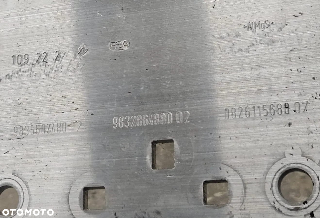 BELKA ZDERZAKA PRZÓD PRZEDNIA CITROEN C4 III 3 9832864880 - 3