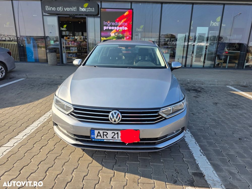 Volkswagen Passat 2.0 TDI DSG Comfortline - 4