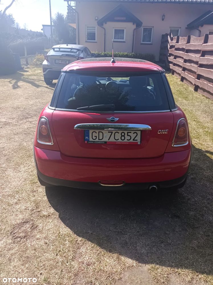 MINI ONE Standard - 4