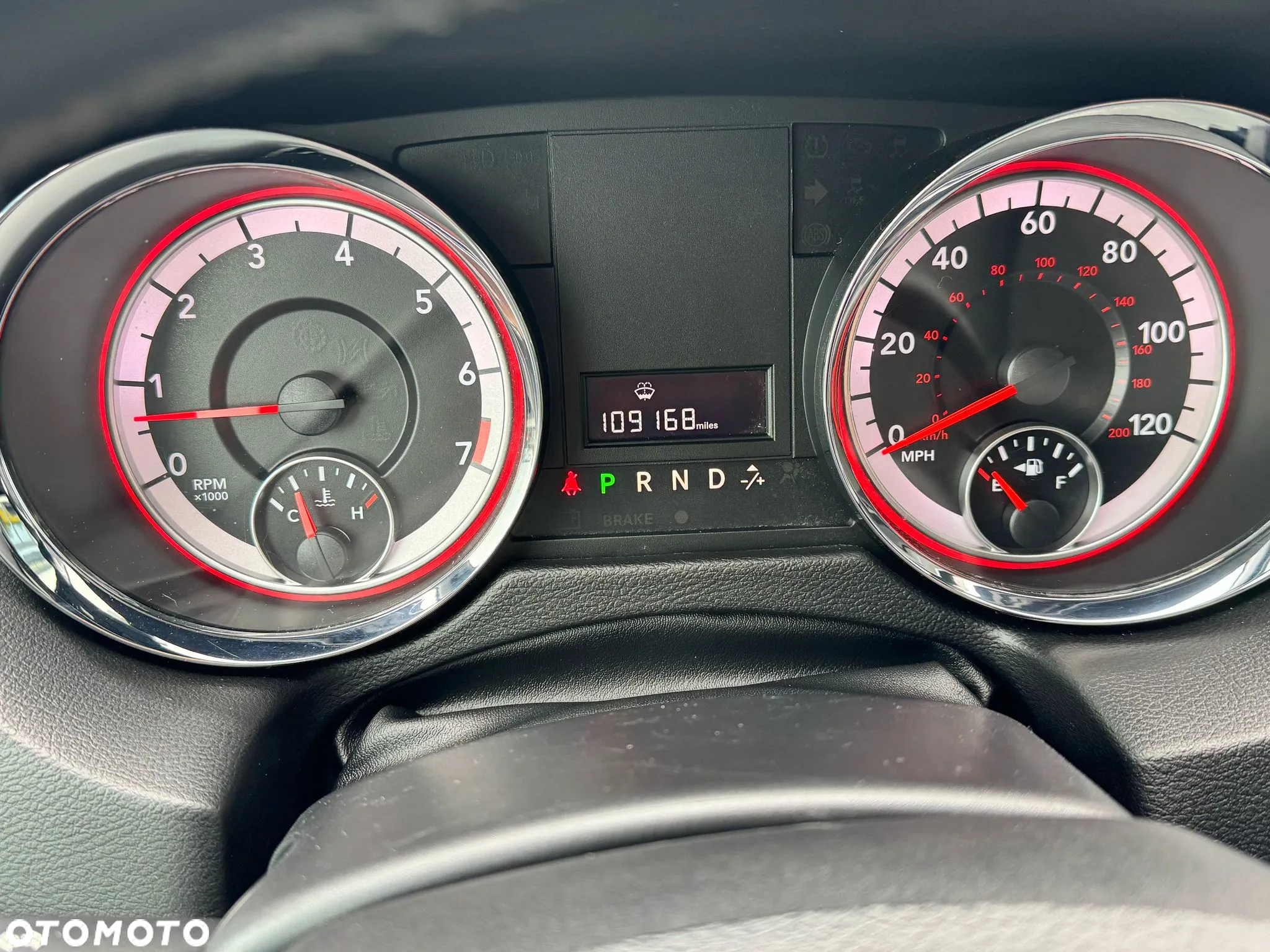 Dodge Grand Caravan - 17