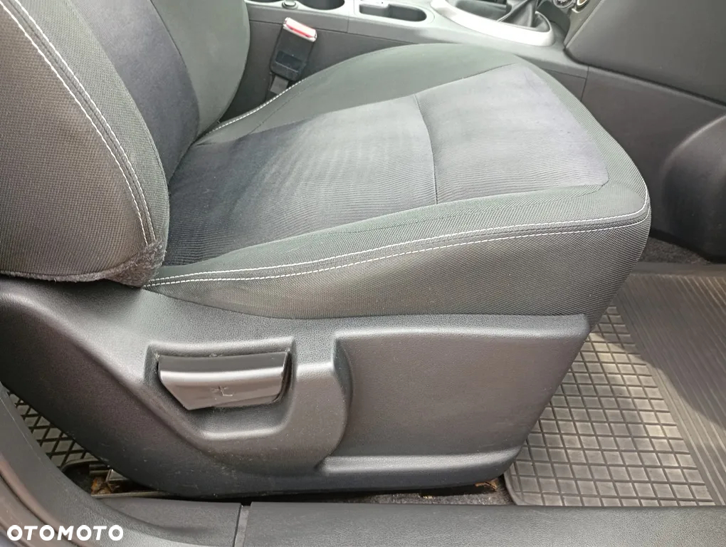 Nissan Qashqai - 17