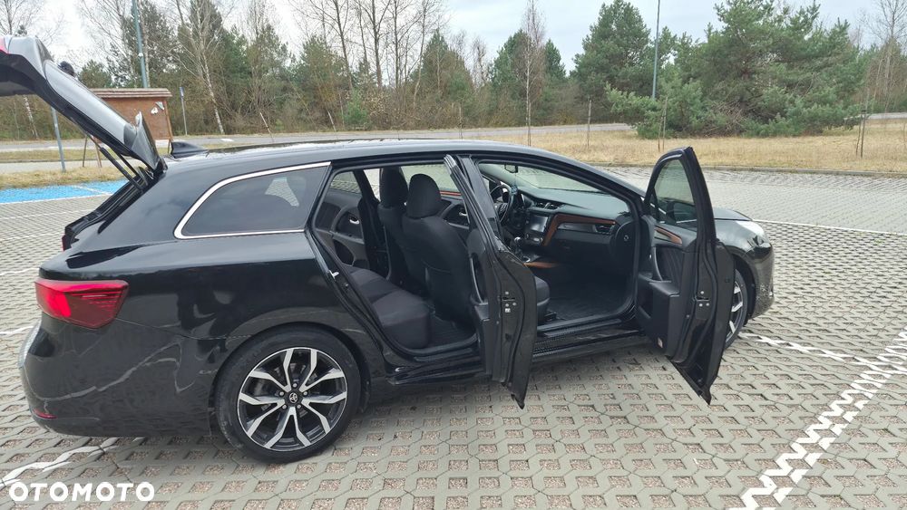 Toyota Avensis 1.8 Prestige - 14