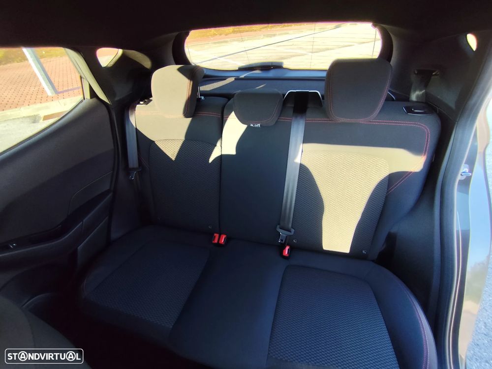 Ford Fiesta 1.0 EcoBoost MHEV ST-Line - 30