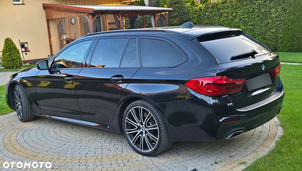BMW Seria 5 520d xDrive mHEV M Sport sport - 9