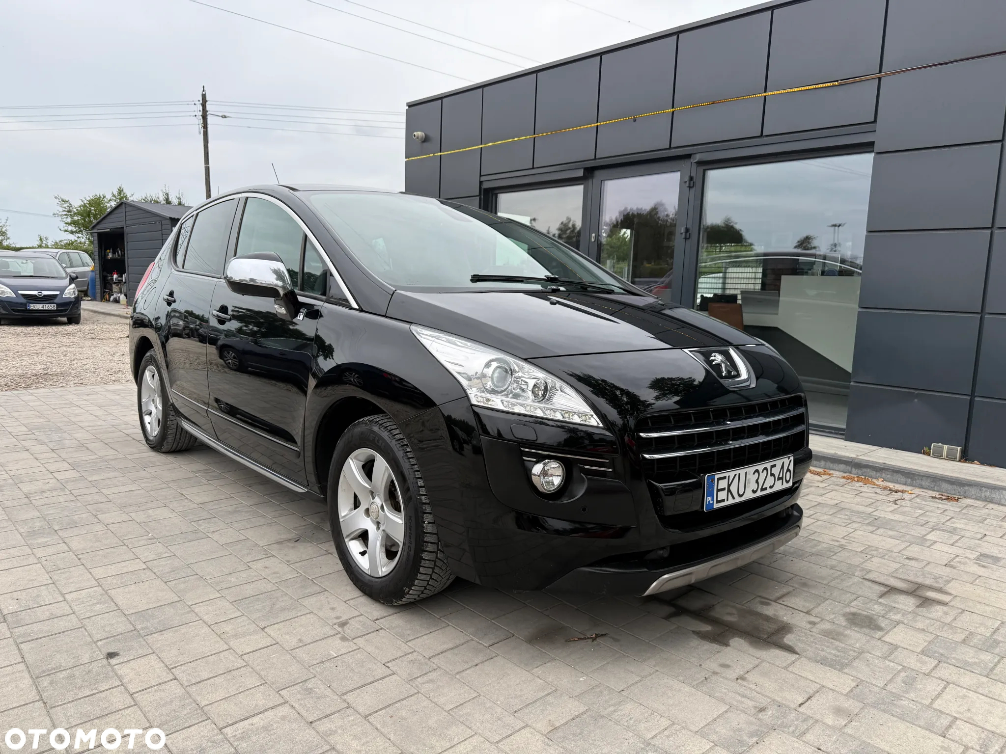 Peugeot 3008 Hybrid4 - 8
