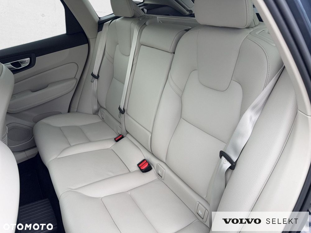 Volvo XC 60 - 18