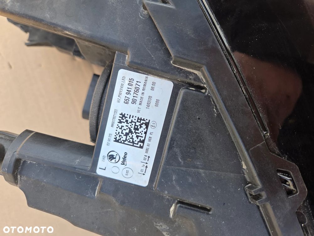 Lampa lewa lewy przód przednia Skoda Scala Led 657941015 H7 PWY24W Led Reflektor lewy przód przedni Skoda Scala Led 657941015 - 11