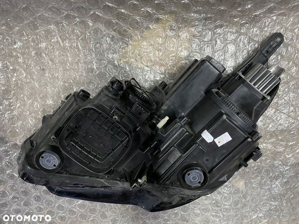 LAMPA PRAWA OPEL CROSSLAND X H7 LED 13467968 - 9