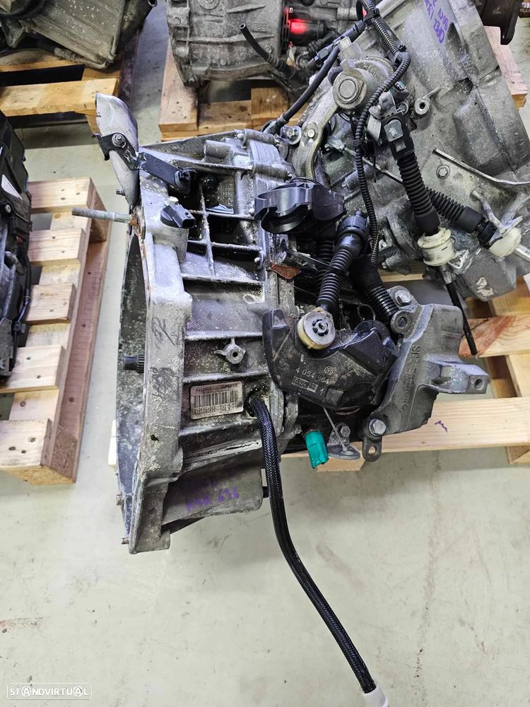 Caixa de velocidades Renault Megane 1.5 DCI 2014, ref: TL4A056 - 2