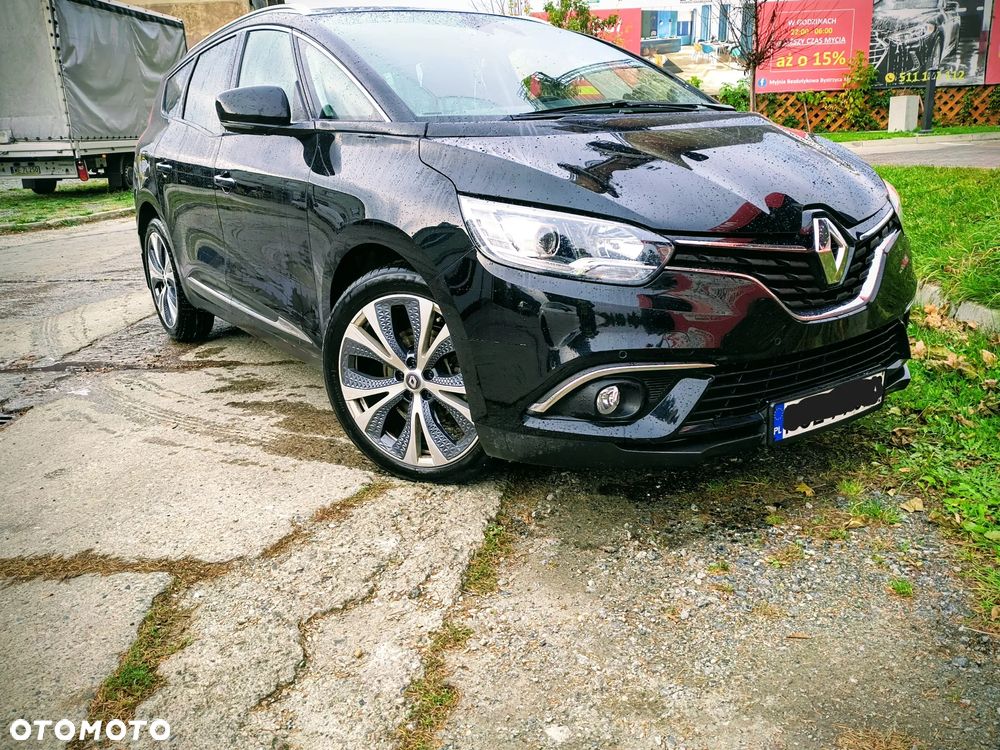 Renault Grand Scenic - 8