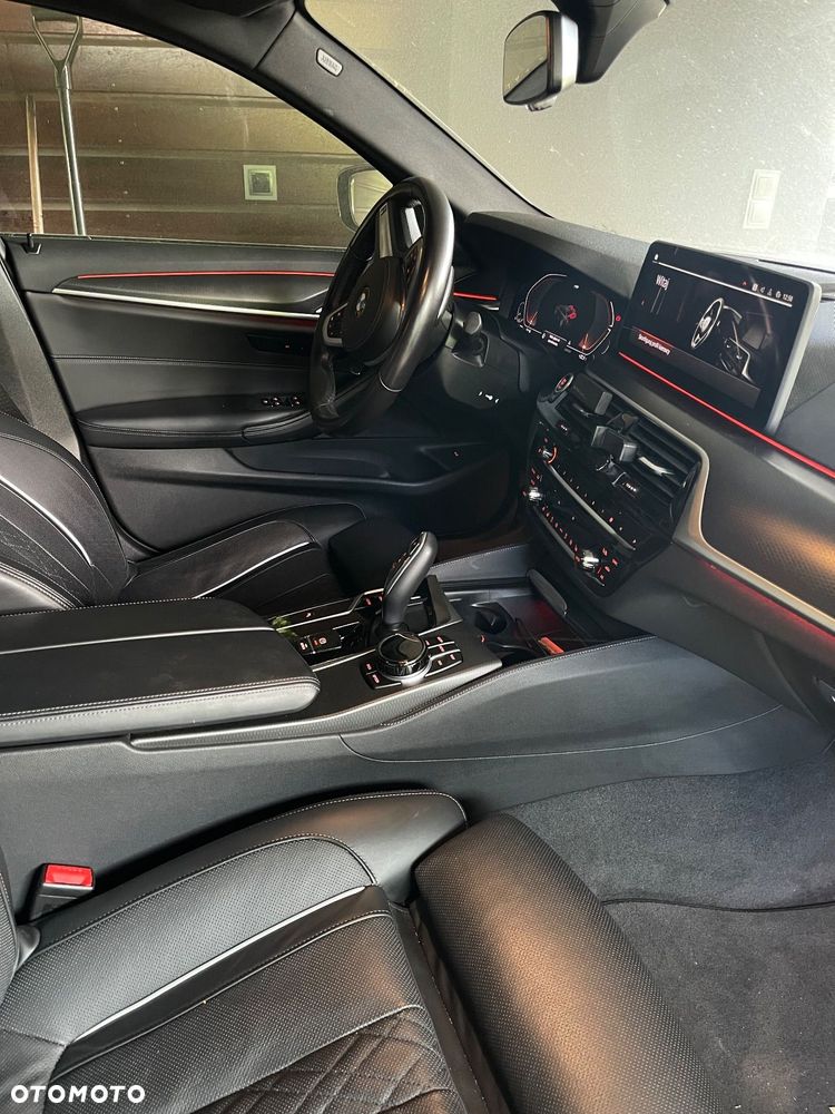 BMW Seria 5 530i - 10