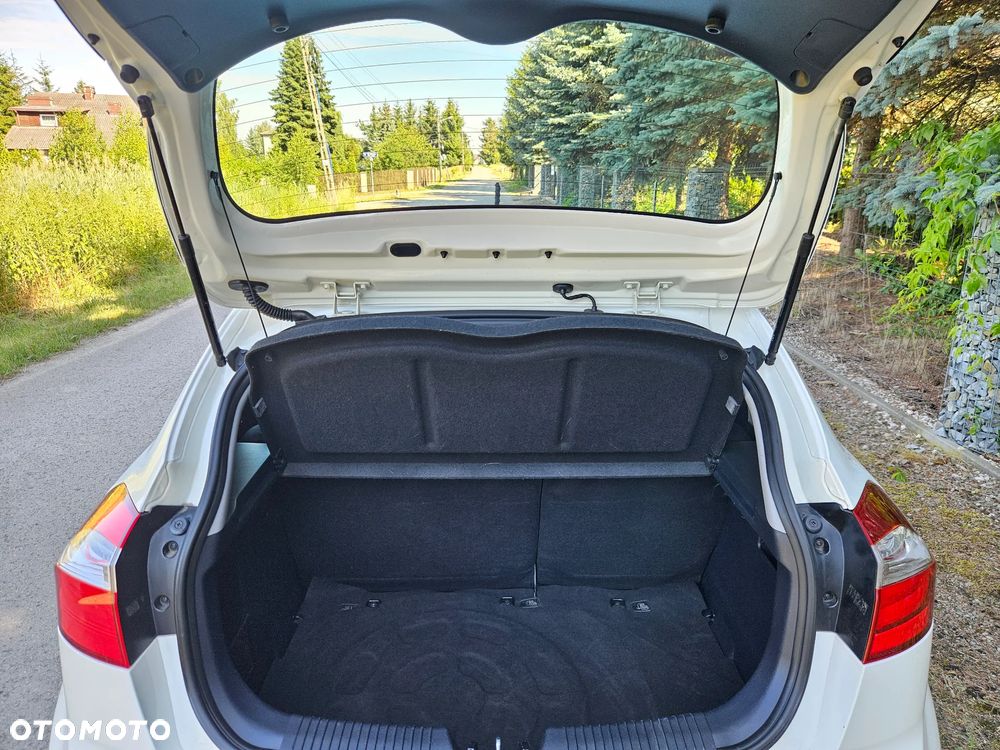 Kia Rio 1.2 Business Line - 37