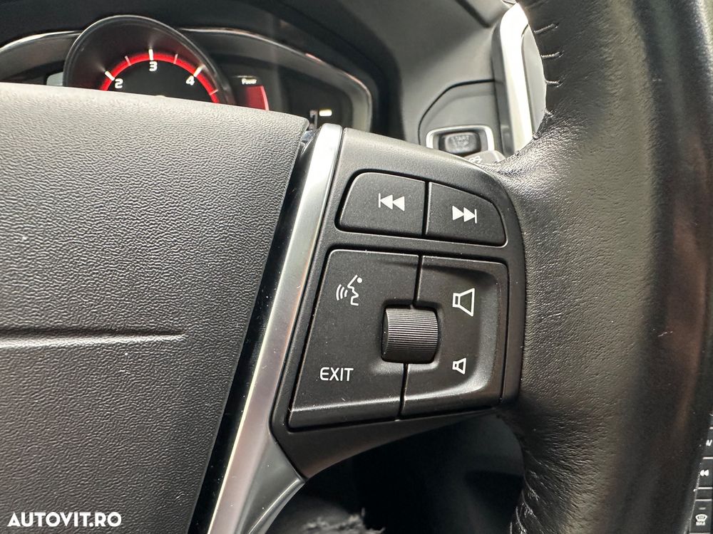 Volvo XC 60 - 21