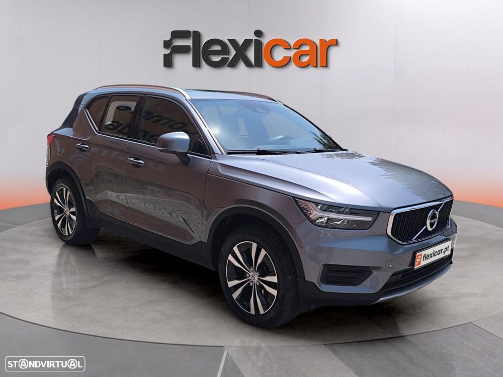 Volvo XC 40 2.0 D3 Momentum Geartronic - 1