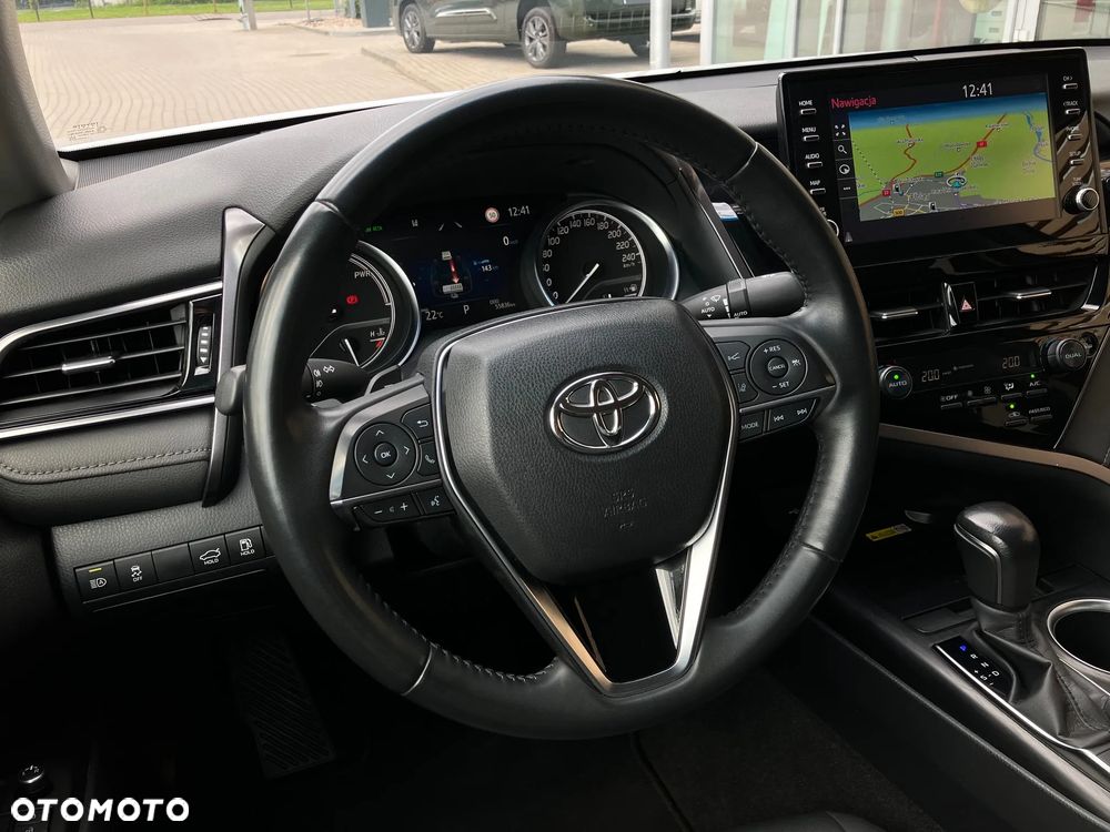 Toyota Camry 2.5 Hybrid Executive CVT - 25