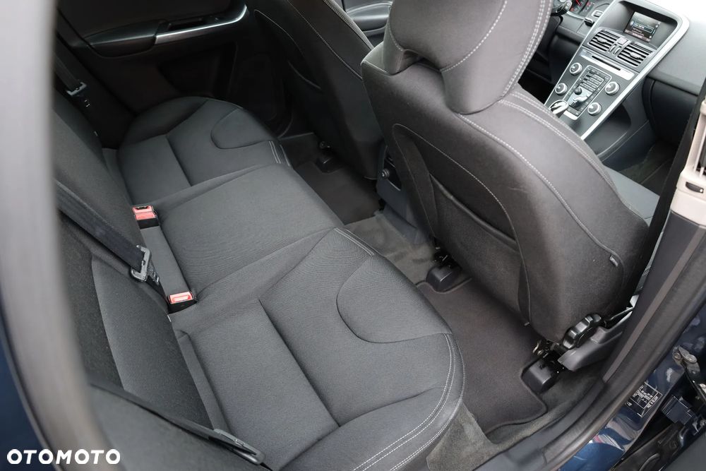Volvo XC 60 D4 Geartronic Kinetic - 22