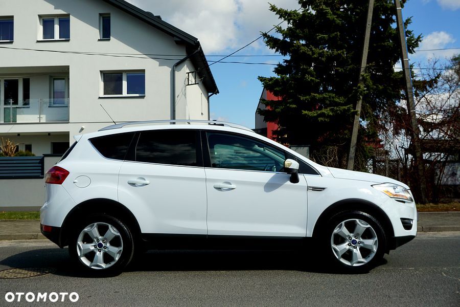 Ford Kuga 2.0 TDCi 4x4 Titanium - 17