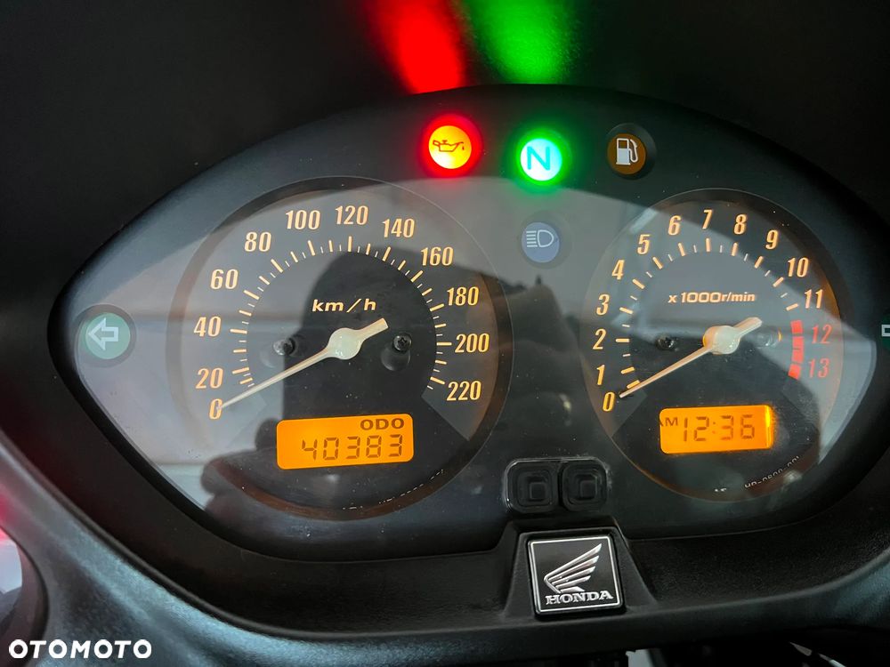 Honda CBF - 16
