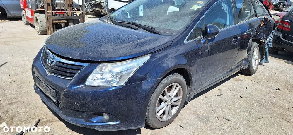 TOYOTA Avensis t27 podszybie - 5
