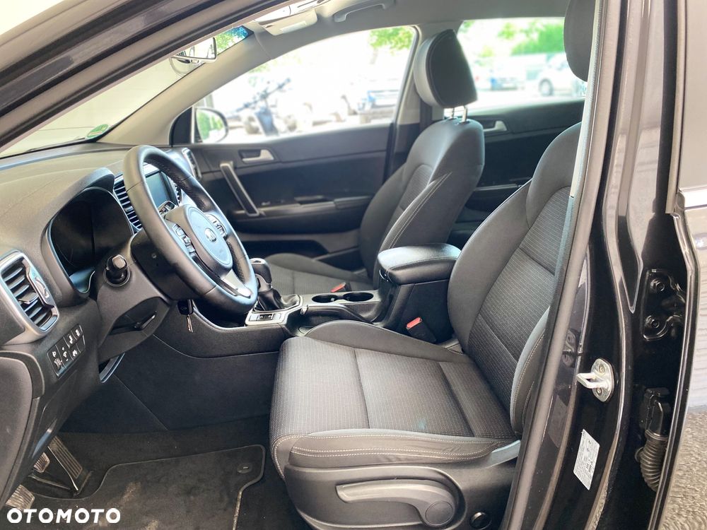 Kia Sportage 1.6 GDI 2WD DREAM-TEAM EDITION - 9