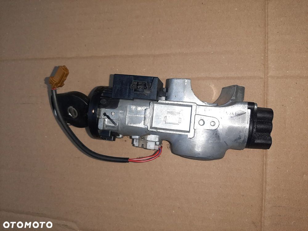 Micra K13 stacyjka kluczyk Nissan - 2