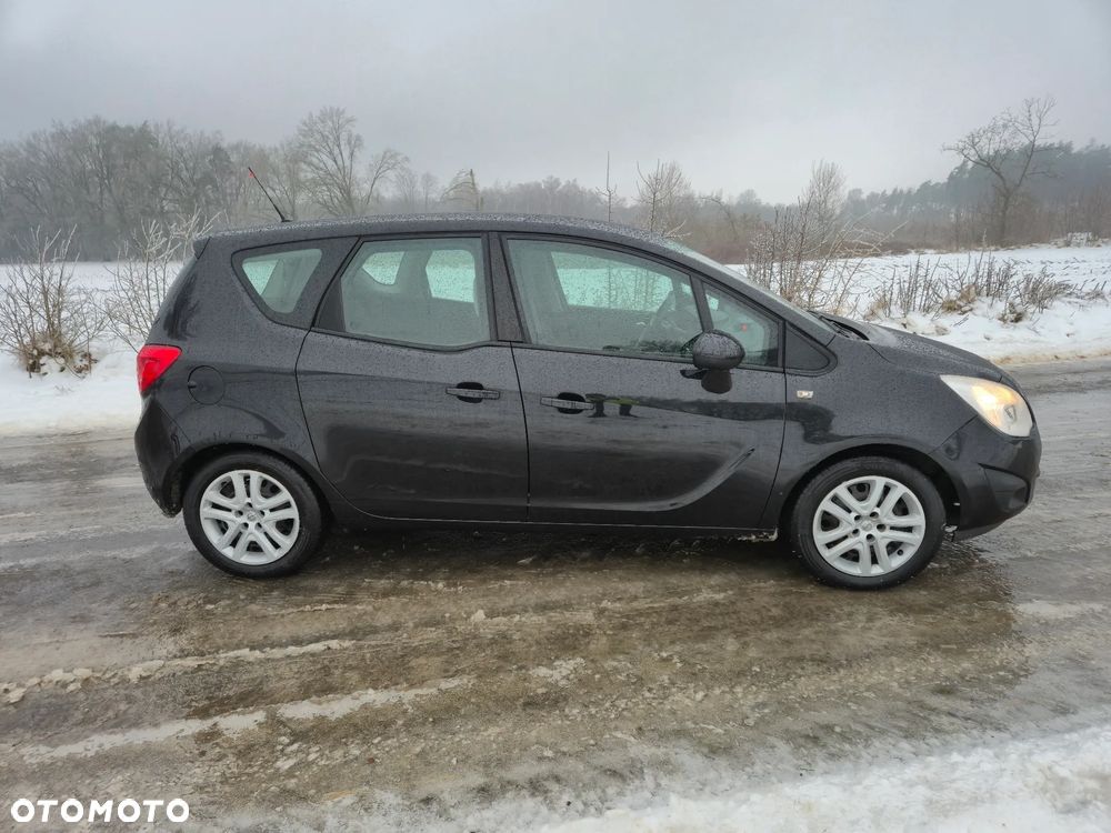 Opel Meriva - 10