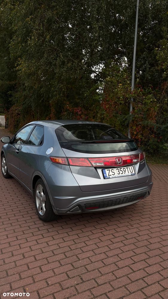 Honda Civic 2009 photo 3