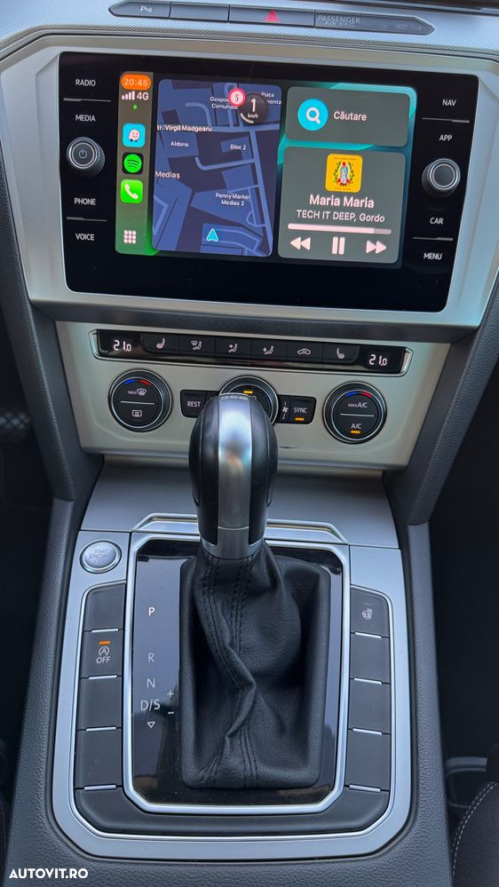 Volkswagen Passat Variant 2.0 TDI DSG Highline - 25