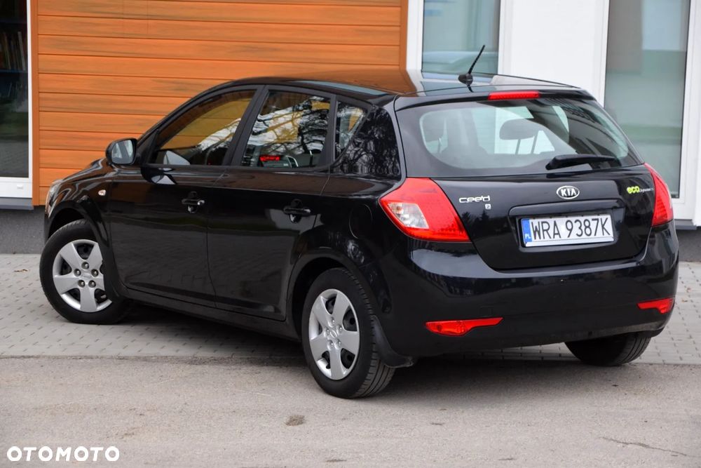 Kia Ceed 1.4 Comfort - 10