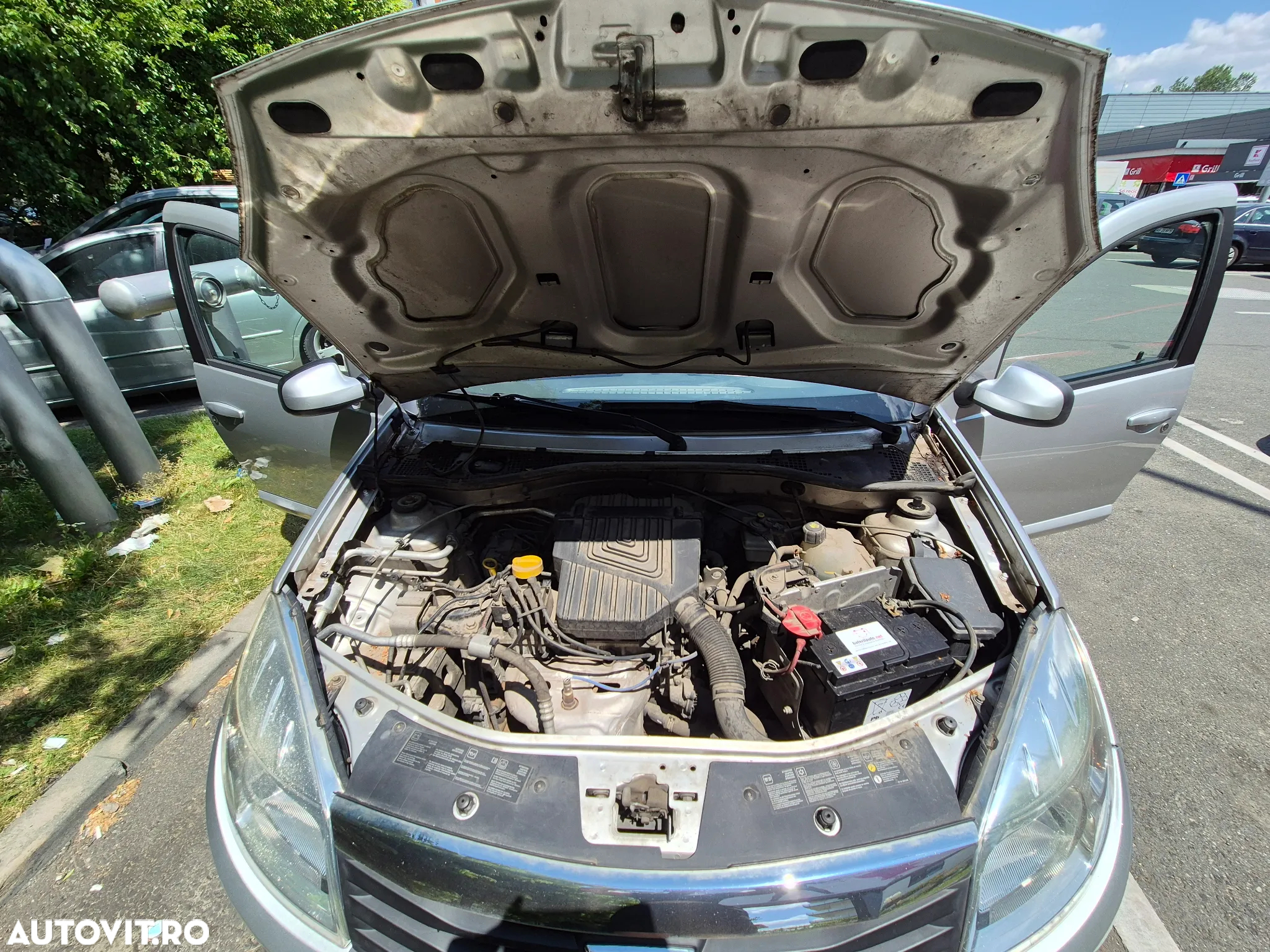 Dacia Sandero 1.6 MPI Laureate - 14
