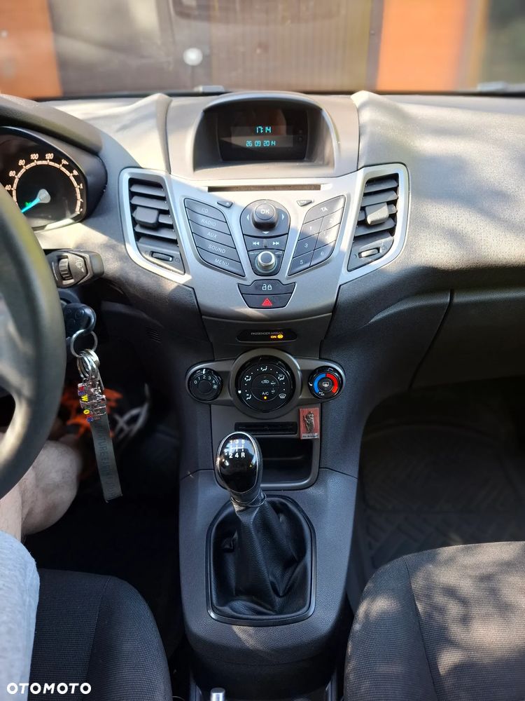 Ford Fiesta 1.25 Ambiente - 13