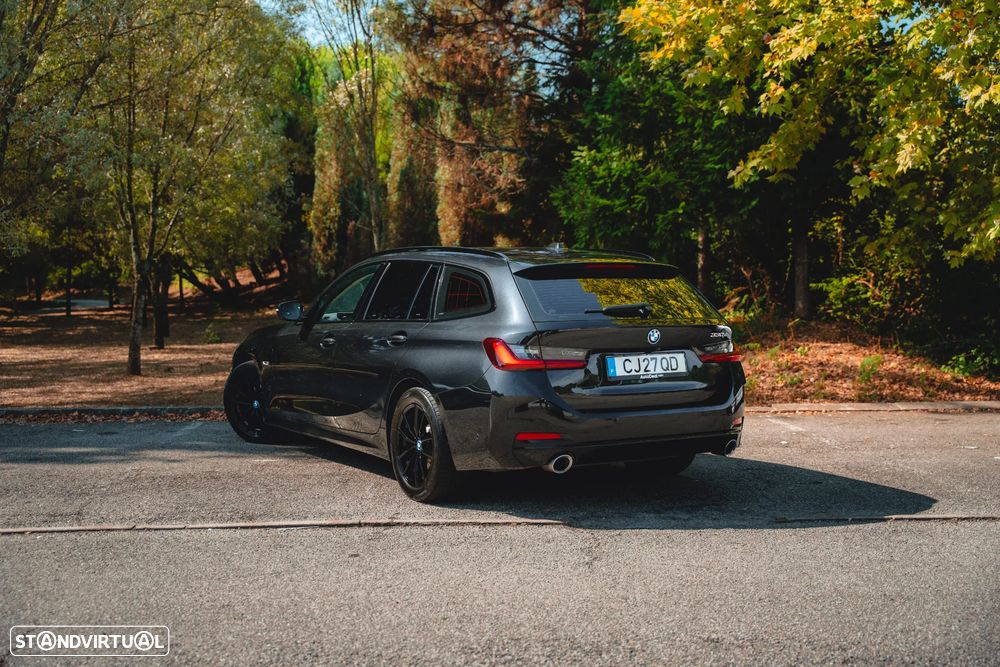 BMW 330 e Aut. - 23
