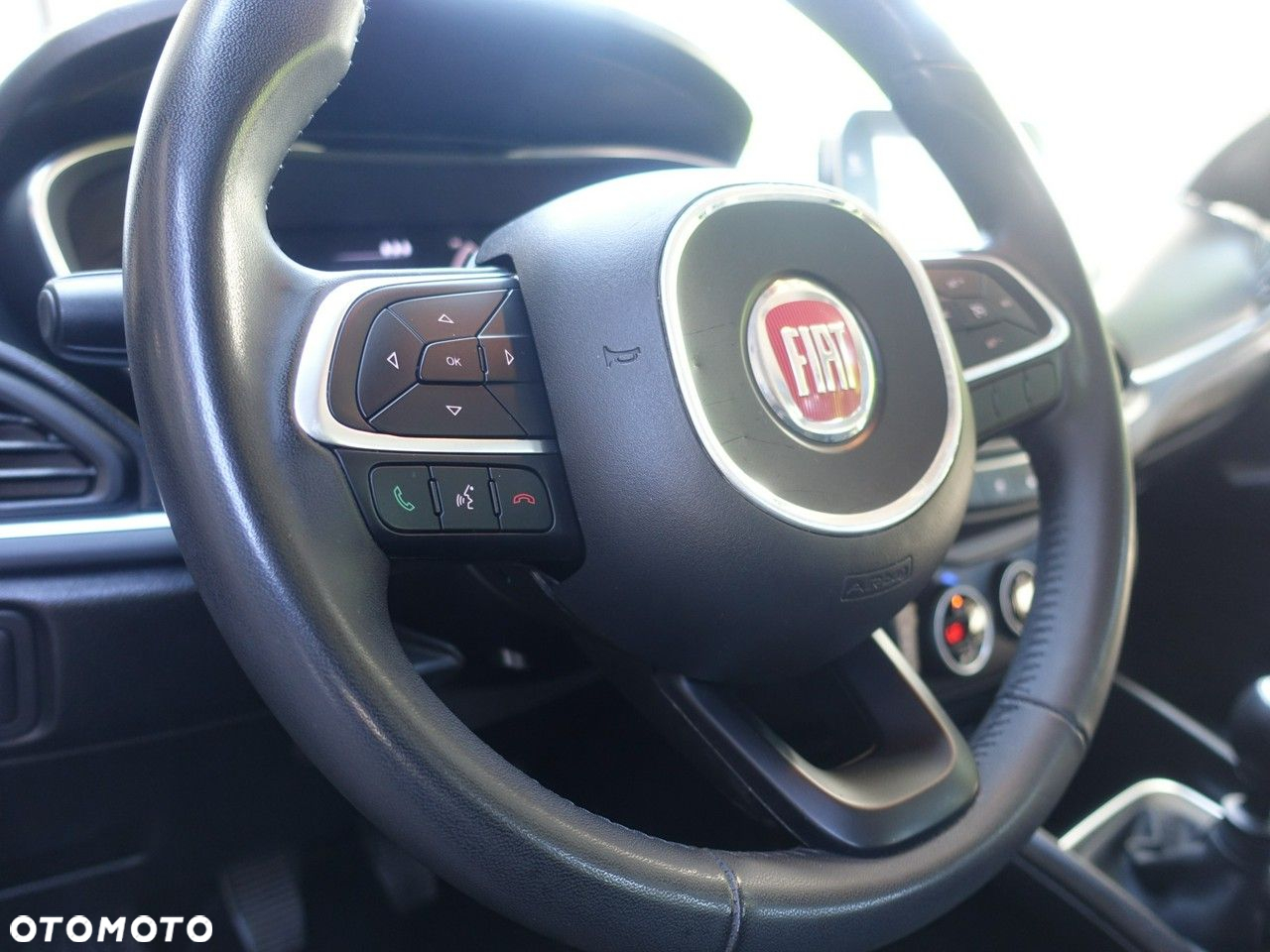 Fiat Tipo 1.4 T-Jet 16v Easy EU6d - 17